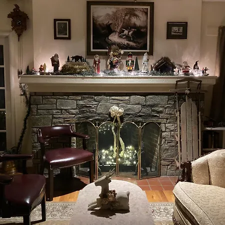 Sleepy Hollow Manor-3